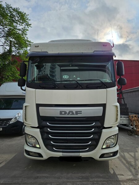 Vand cap tractor DAF XF106