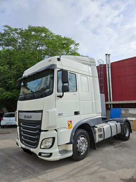 Vand cap tractor DAF XF106